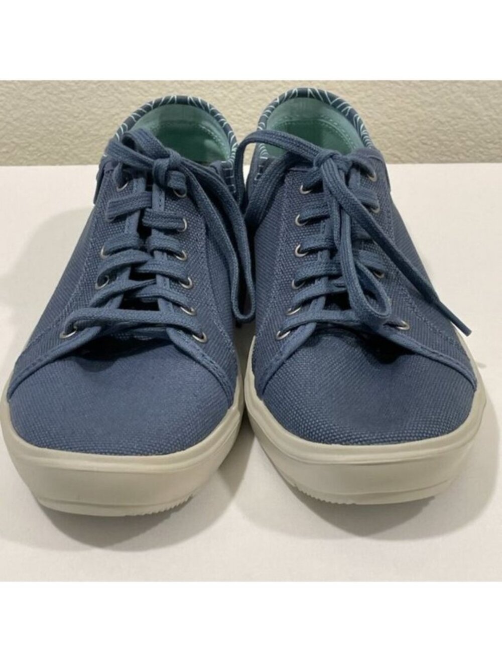 Merrell Around Town Bering Sea Dusty Blue Canvas Sneaker Dusty Blue Women 7 NEW